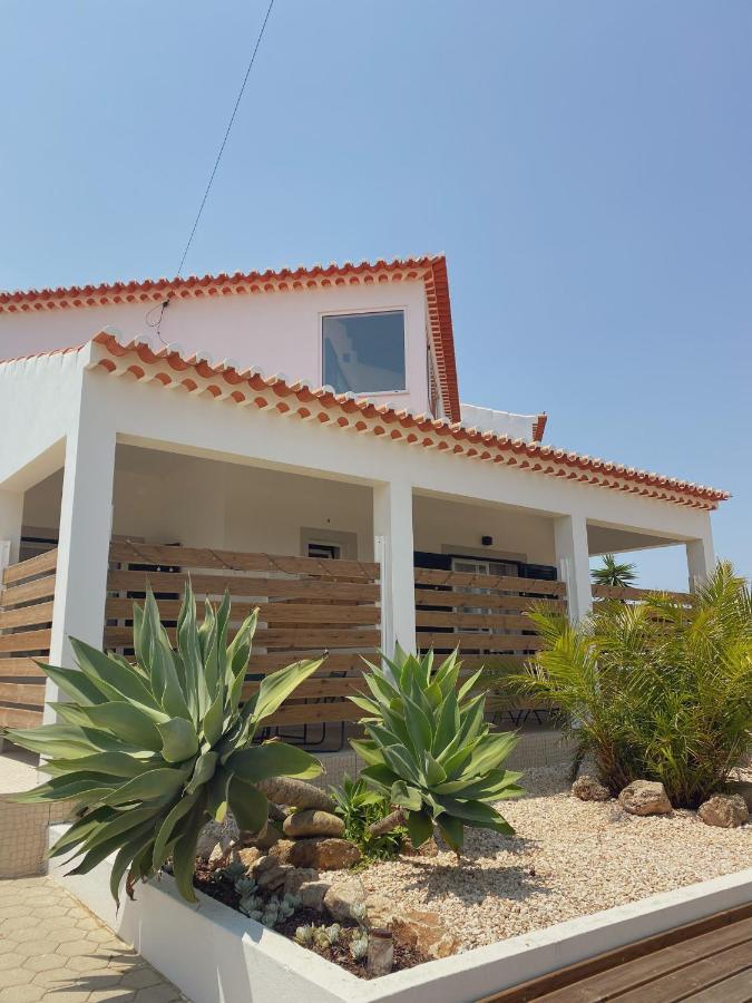 The Lighthouse Hostel Arrifana Aljezur Ngoại thất bức ảnh