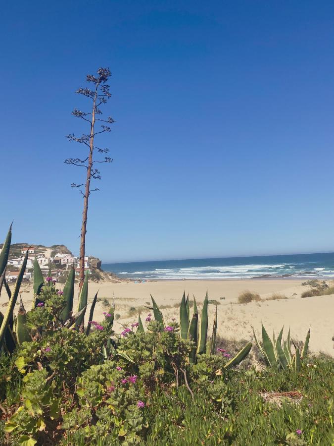 The Lighthouse Hostel Arrifana Aljezur Ngoại thất bức ảnh